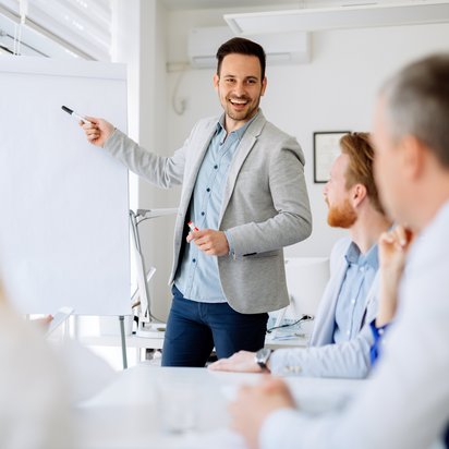 Image Bild Bildungsbereich Personen bei einer Schulung - Image Bild Bildungsbereich