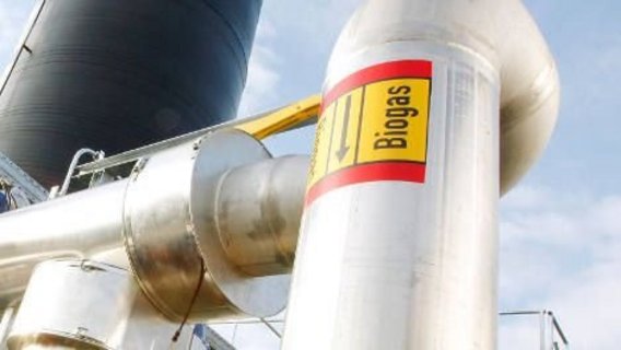 Biogas Das Bild zeigt Rohleitungen einer Biogasanlage.