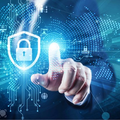 Finger zeigt auf digitales Schloss-Symbol in einem Netzwerk aus Sicherheits- und Technologie-Icons.